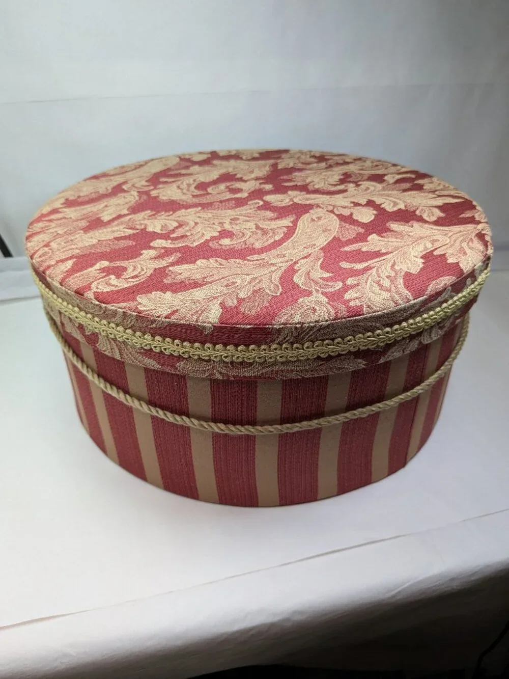 Vintage Red Fabric Covered Round Hat Box Padded Damask Lid Striped Storage 16